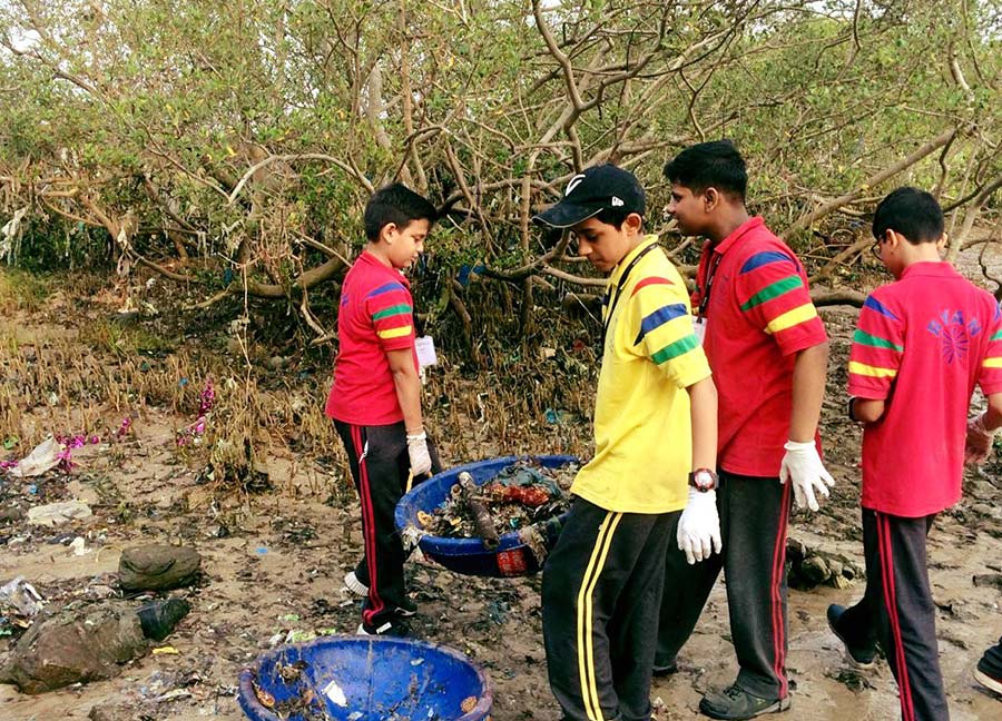 Beach Clean up - Ryan International School, Malad