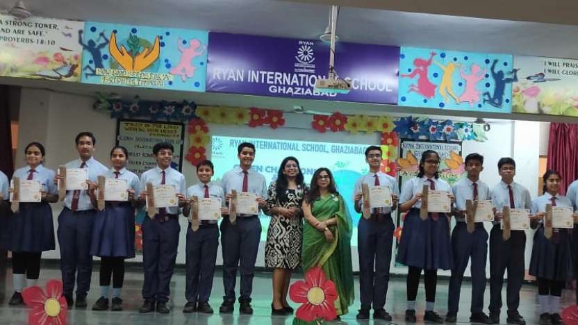 Earth Day & Prize Distribution