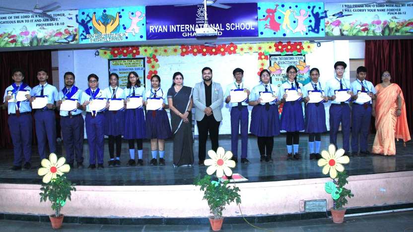 Investiture And Prize Distribution Ceremony
