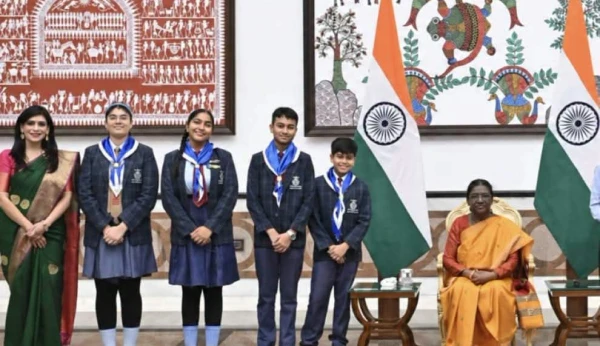 Celebrating Raksha Bandhan with the Hon’ble President of India